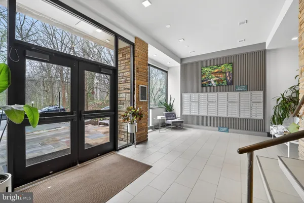 $278,999 | 2325 42nd Street Northwest, Unit 104, Washington, DC 20007