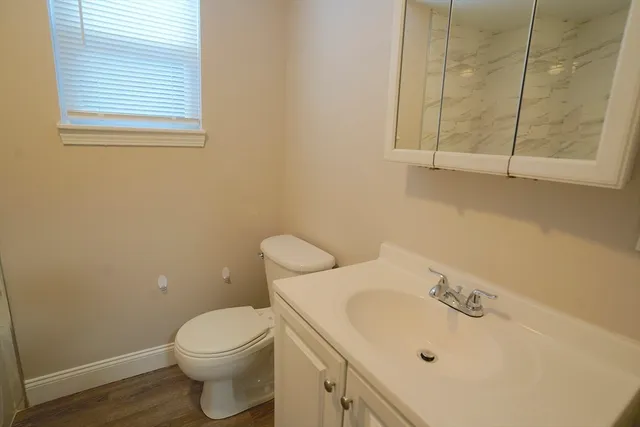 $2,100 | 148 Stevens Street, Unit 8, Lowell, MA 01851