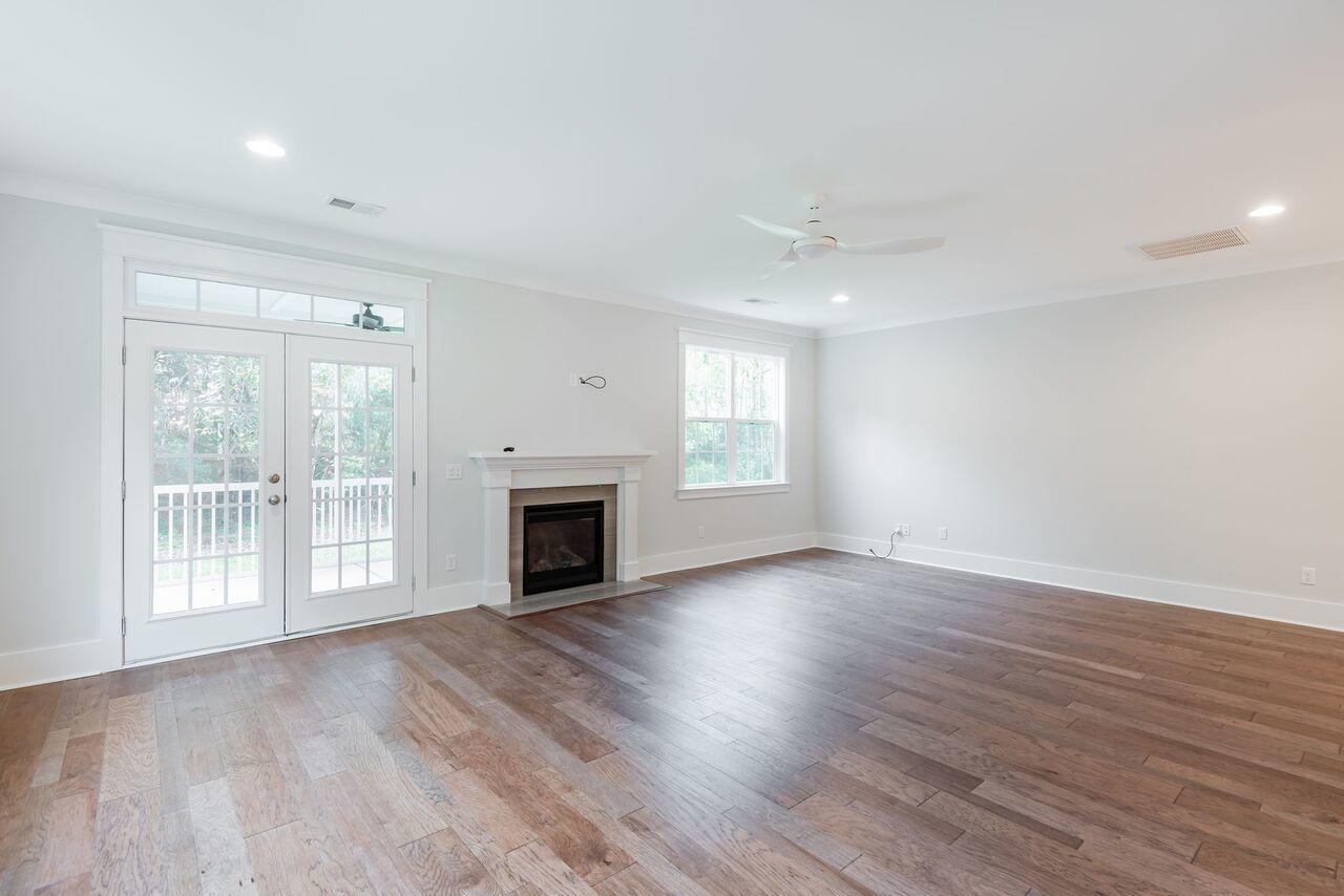 100 Riley Farms Court Summerville, SC 29486 - Photo 7 of 18 NcOS9Hqo.jpeg