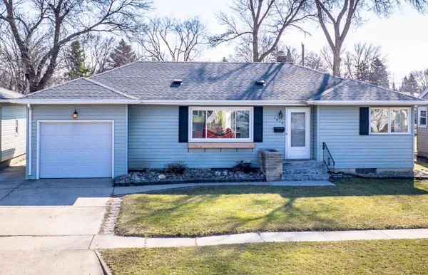 $245,000 | 1810 5th Street South, Moorhead, MN 56560