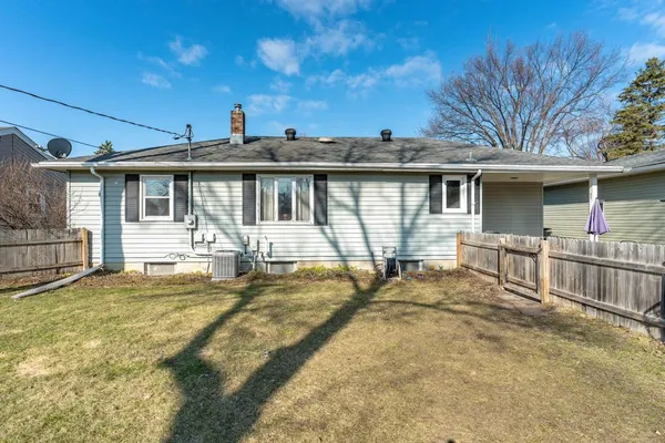 $245,000 | 1810 5th Street South, Moorhead, MN 56560