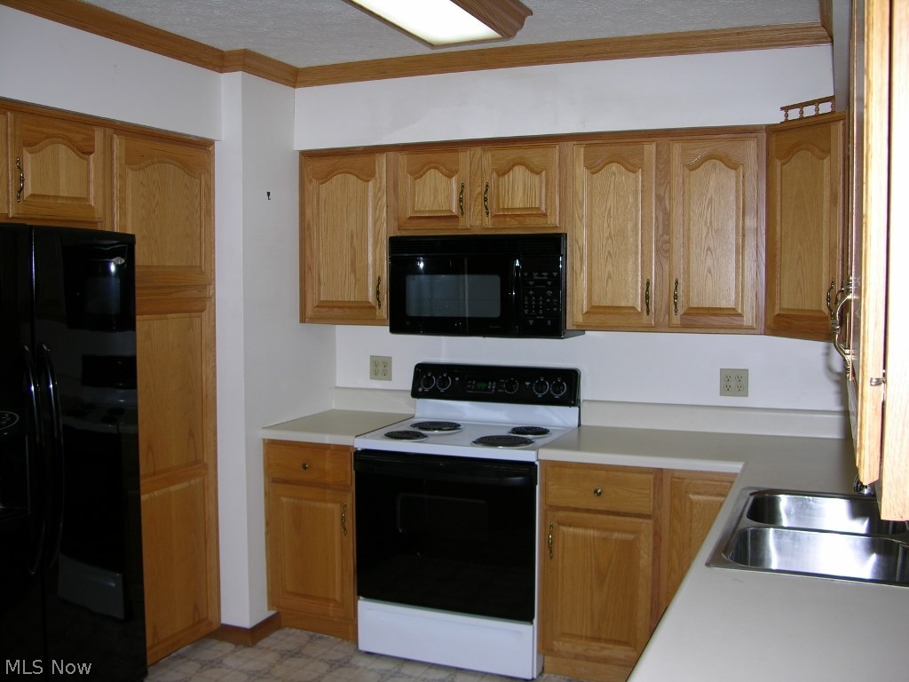 27 Mound Manor Road St. Marys, WV 26170 - Photo 4 of 11 Kitchen