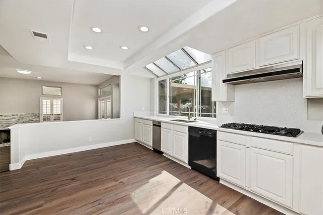 $939,000 | 3356 Deaver Drive, Corona, CA 92882