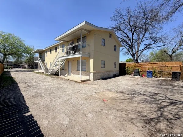 $1,000 | 1418 Romero, Unit 3, San Antonio, TX 78237