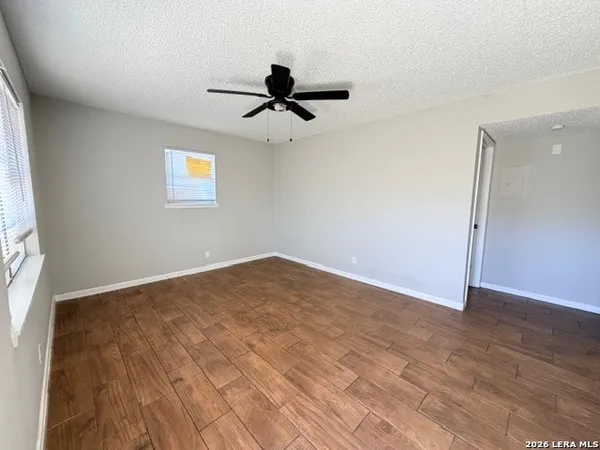$1,000 | 1418 Romero, Unit 3, San Antonio, TX 78237