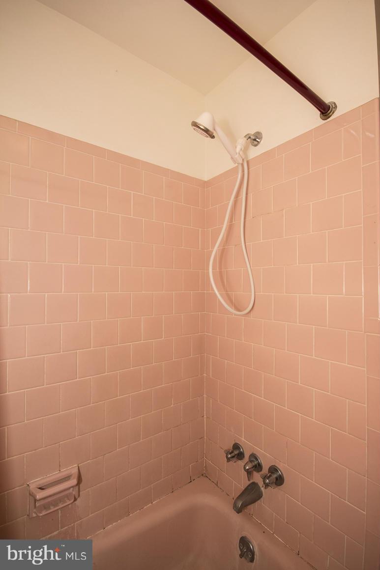 4042 Carthage Road Randallstown, MD 21133 - Photo 14 of 26 Bath