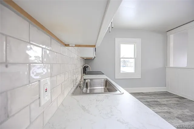 $1,395 | 1204 Niagara Street, Niagara Falls, NY 14303