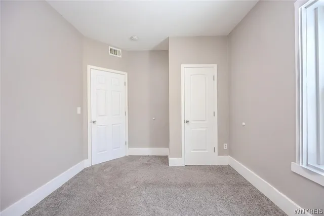 $1,395 | 1204 Niagara Street, Niagara Falls, NY 14303