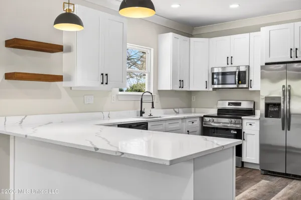 $369,000 | 2041 Southern Avenue, Biloxi, MS 39531