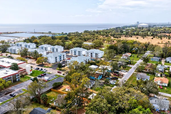 $369,000 | 2041 Southern Avenue, Biloxi, MS 39531