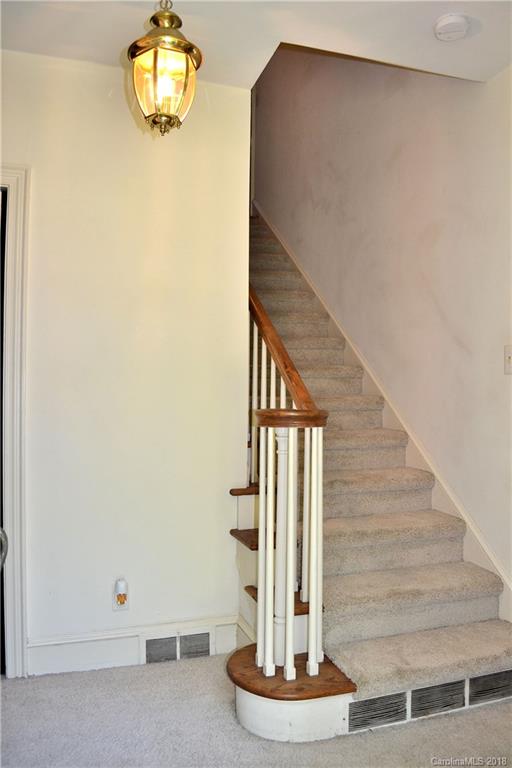 420 Sullivan Road Statesville, NC 28677 - Photo 3 of 22 Gallery Image 3