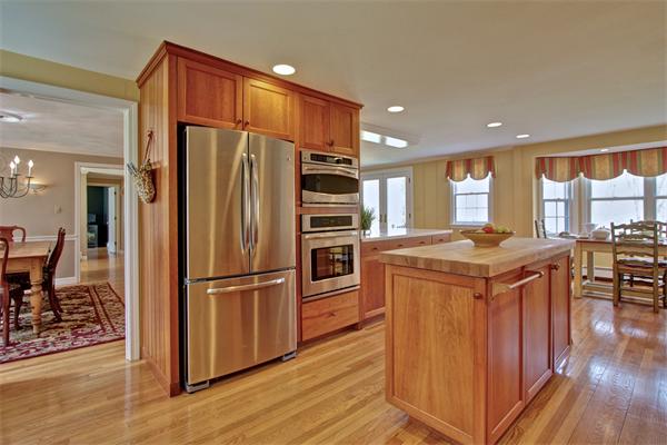 62 Russett Hill Road Sherborn, MA 01770 - Photo 3 of 30 Gallery Image 3