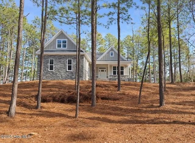 $548,999 | 494 Longleaf Drive, West End, NC 27376