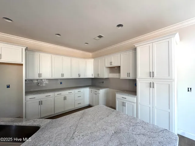 $548,999 | 494 Longleaf Drive, West End, NC 27376