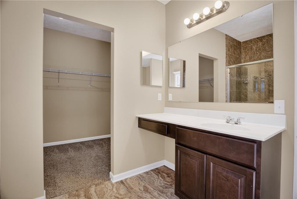 229 West Country Barn Road Houston, PA 15342 - Photo 28 of 50