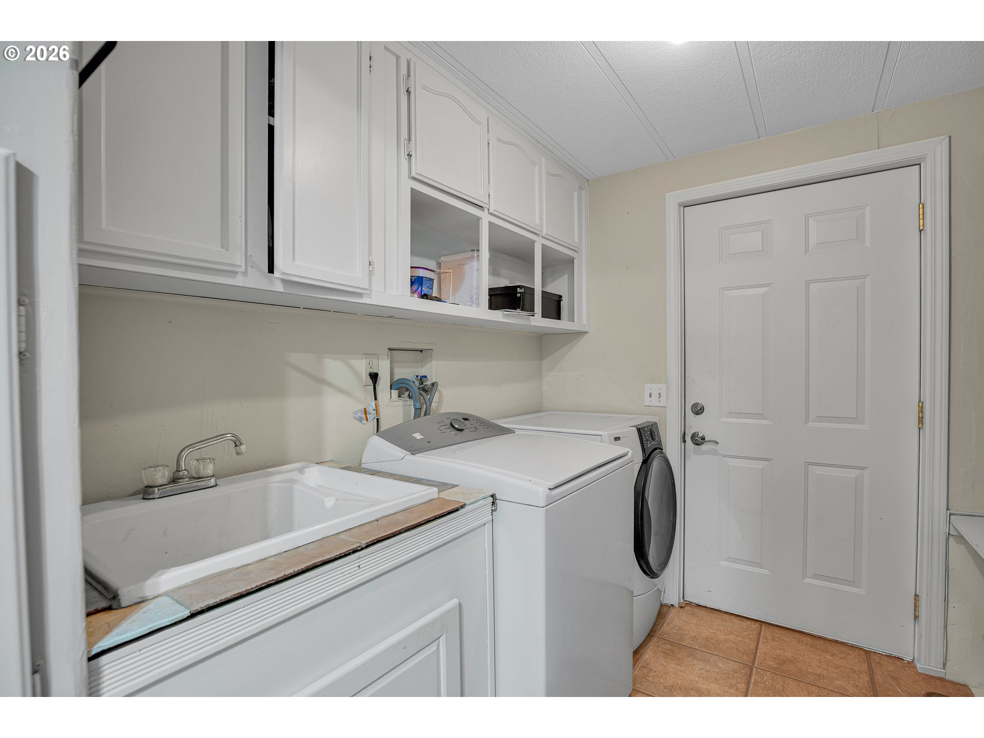 64951 Olson Road Deer Island, OR 97054 - Photo 28 of 46 Laundry