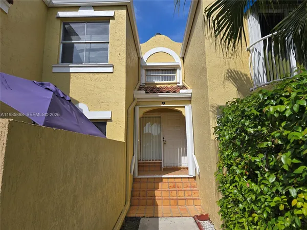 $2,500 | 365 Northwest 85th Court, Unit 1208, Miami, FL 33126