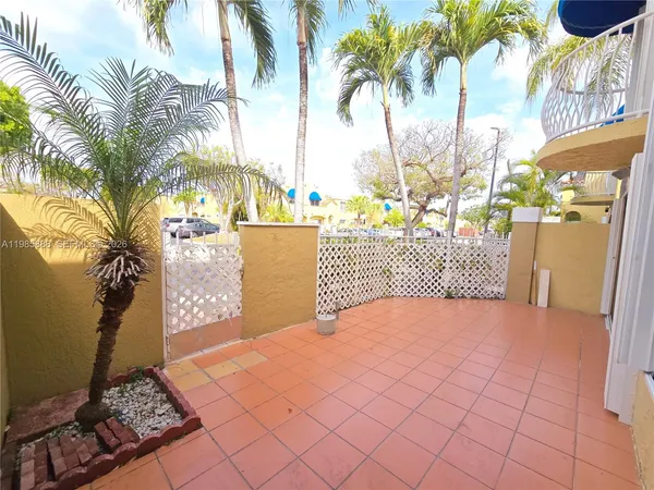 $2,500 | 365 Northwest 85th Court, Unit 1208, Miami, FL 33126