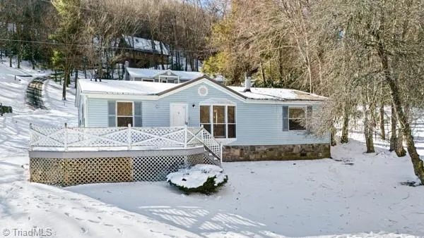 $279,900 | 111 Oxford Lane, Blowing Rock, NC 28605