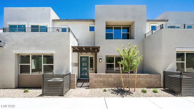 $2,500 | 1485 Melodic Lark Drive, Las Vegas, NV 89138