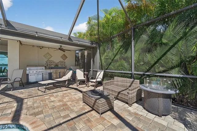 $835,000 | 11525 Lake Lucaya Drive, Riverview, FL 33579