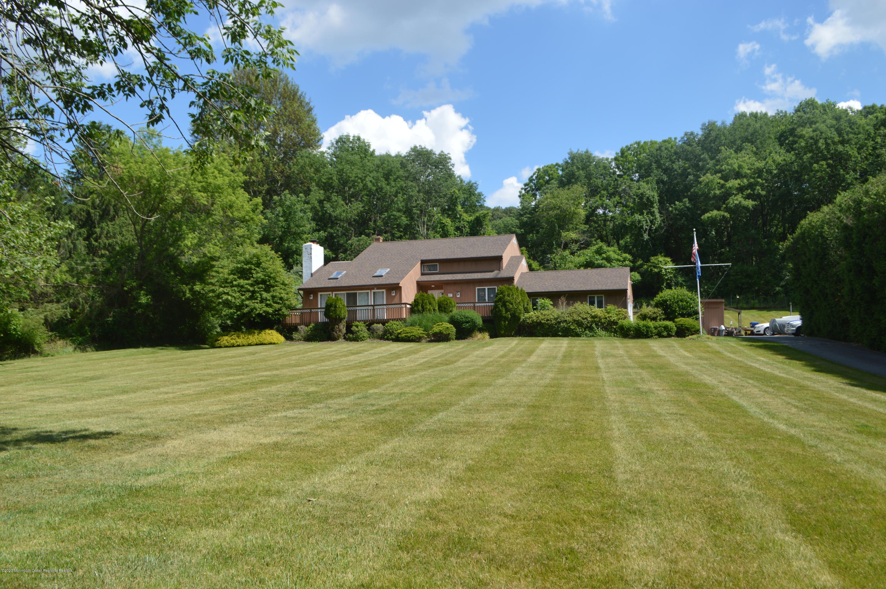 57 Johnson Road Hackettstown, NJ 07840 - Photo 2 of 44 DSC_1786