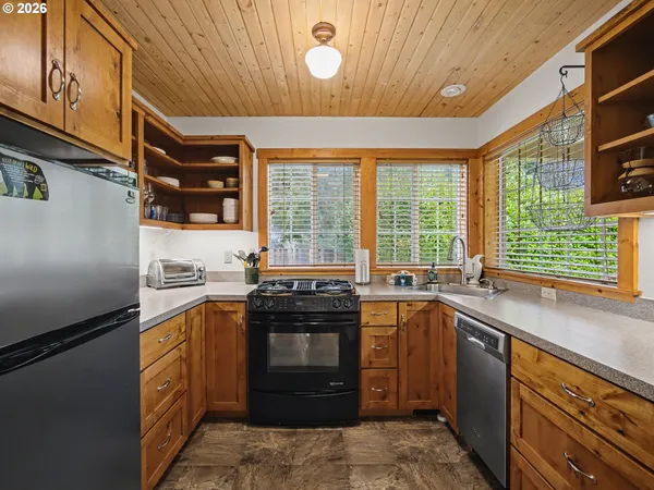 $535,000 | 60111 East Sleepy Hollow Drive, Sandy, OR 97055