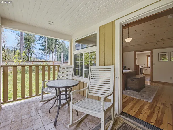 $535,000 | 60111 East Sleepy Hollow Drive, Sandy, OR 97055