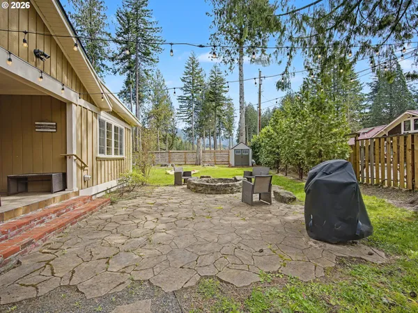 $535,000 | 60111 East Sleepy Hollow Drive, Sandy, OR 97055