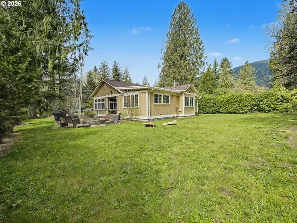 $535,000 | 60111 East Sleepy Hollow Drive, Sandy, OR 97055