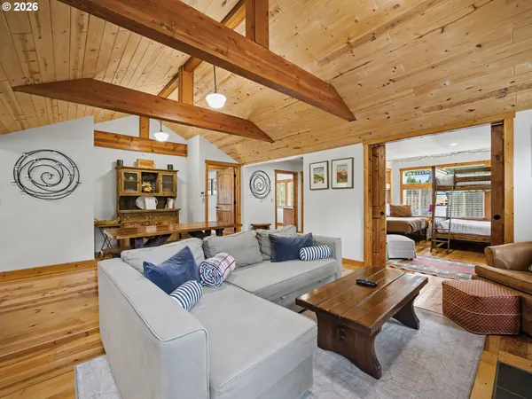 $535,000 | 60111 East Sleepy Hollow Drive, Sandy, OR 97055