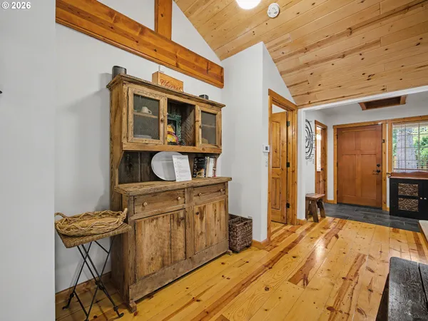 $535,000 | 60111 East Sleepy Hollow Drive, Sandy, OR 97055