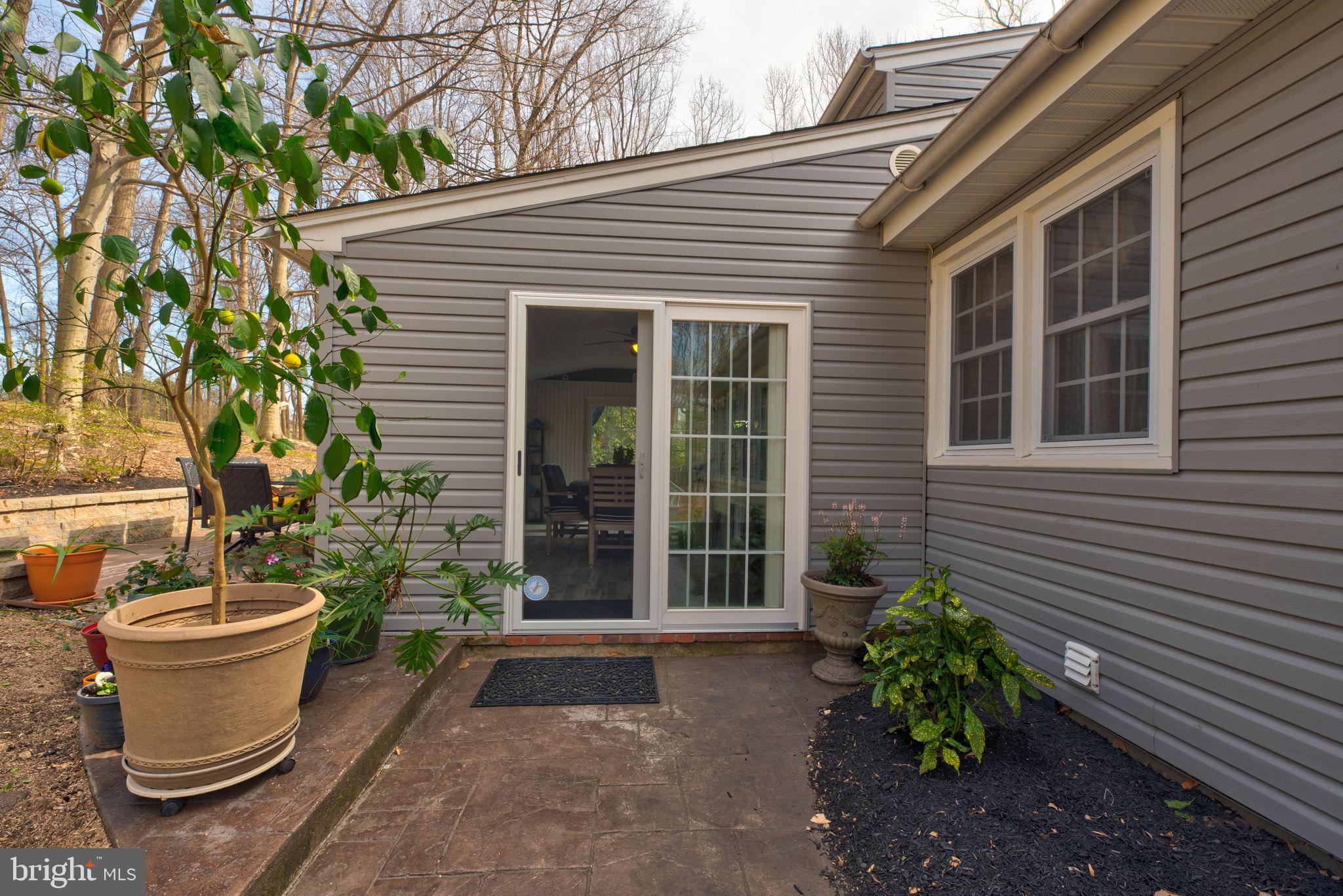 1239 Hilltop Road Spring City, PA 19475 - Photo 13 of 69