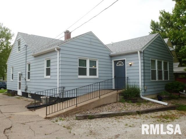 2029 Ridgeway Court Bettendorf, IA 52722 - Photo 2 of 20 Gallery Image 2