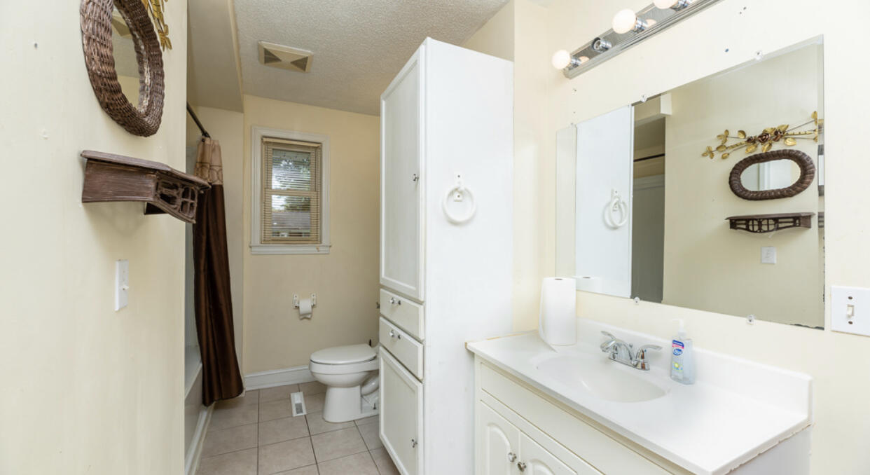 1824 Jasper Street Georgetown, SC 29440 - Photo 14 of 23 Guest Bathroom