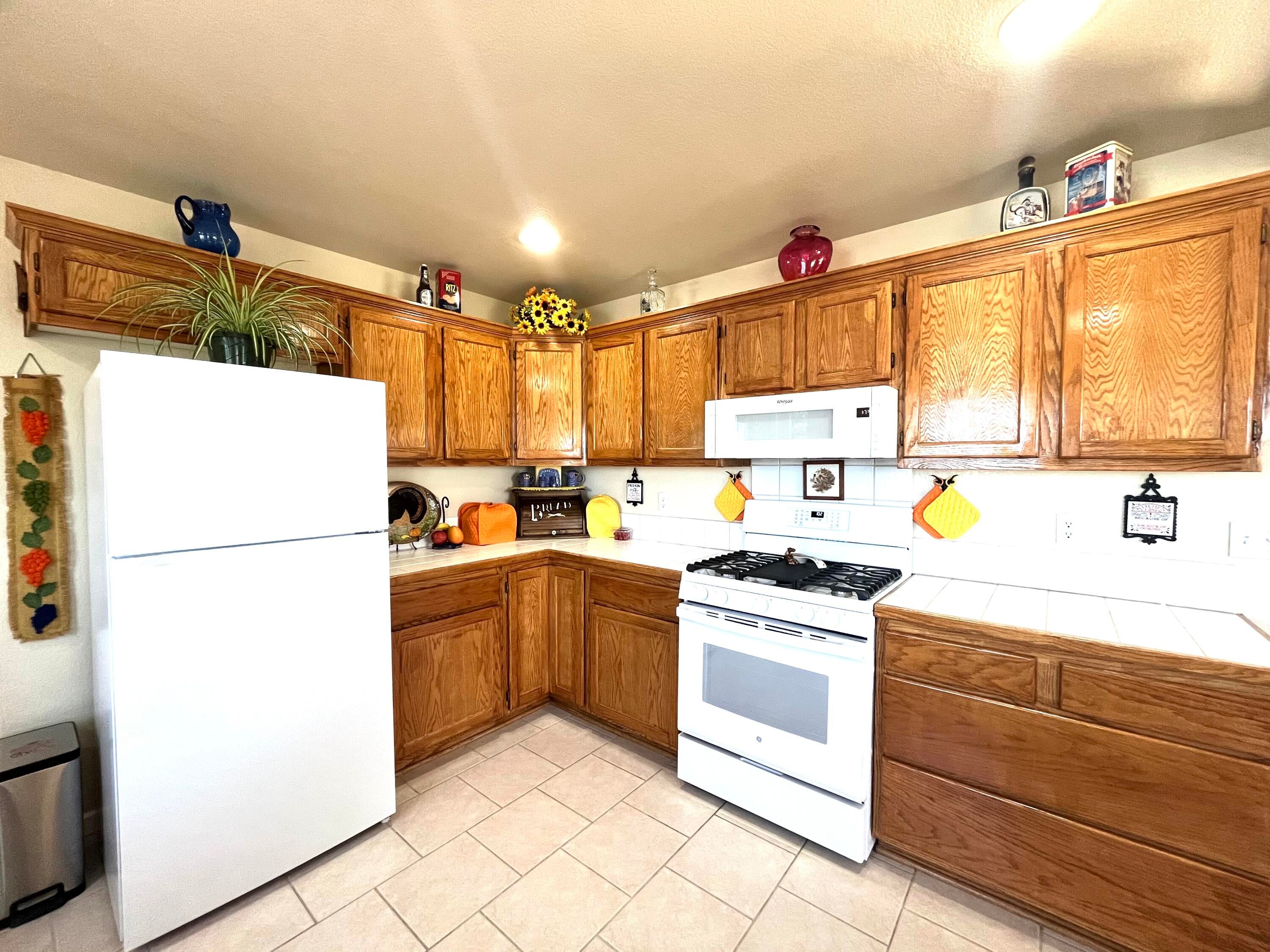 5964 Springcrest Way Klamath Falls, OR 97603 - Photo 5 of 22 1713FC02-94DC-4CE4-A133-9E2E95FA833F