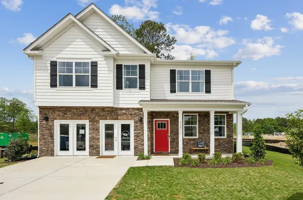 $512,740 | 508 Stonewall Jackson Boulevard, Staunton, VA 24401