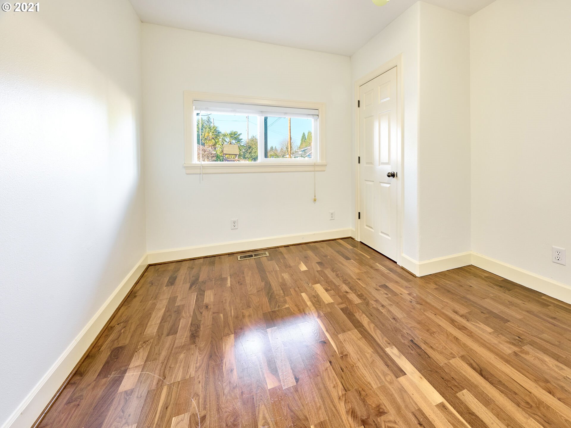3289 3rd Street Hubbard, OR 97032 - Photo 14 of 32 Gallery Image 14