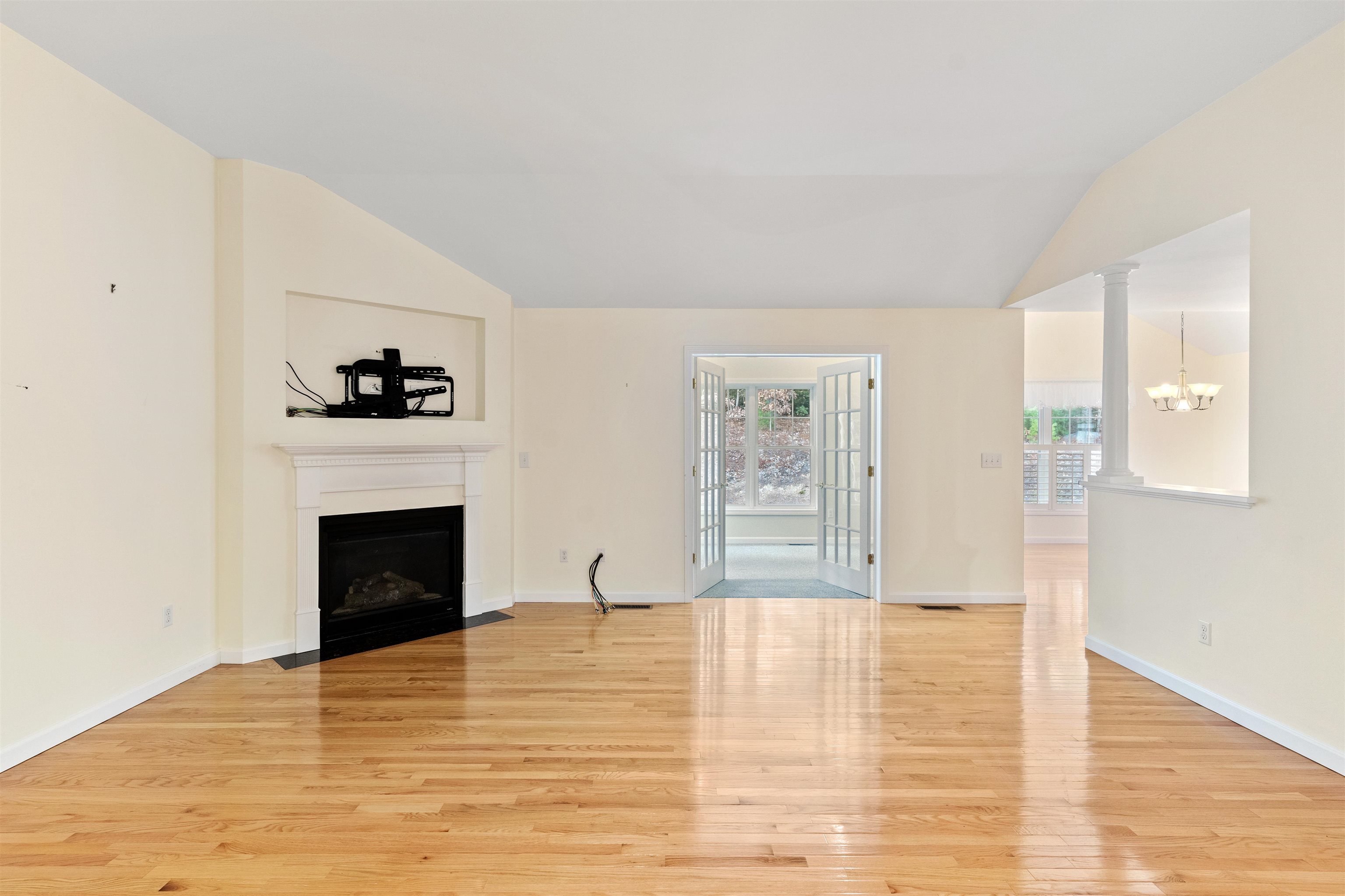 39 Fells Drive Amherst, NH 03031 - Photo 11 of 40 Gallery Image 11