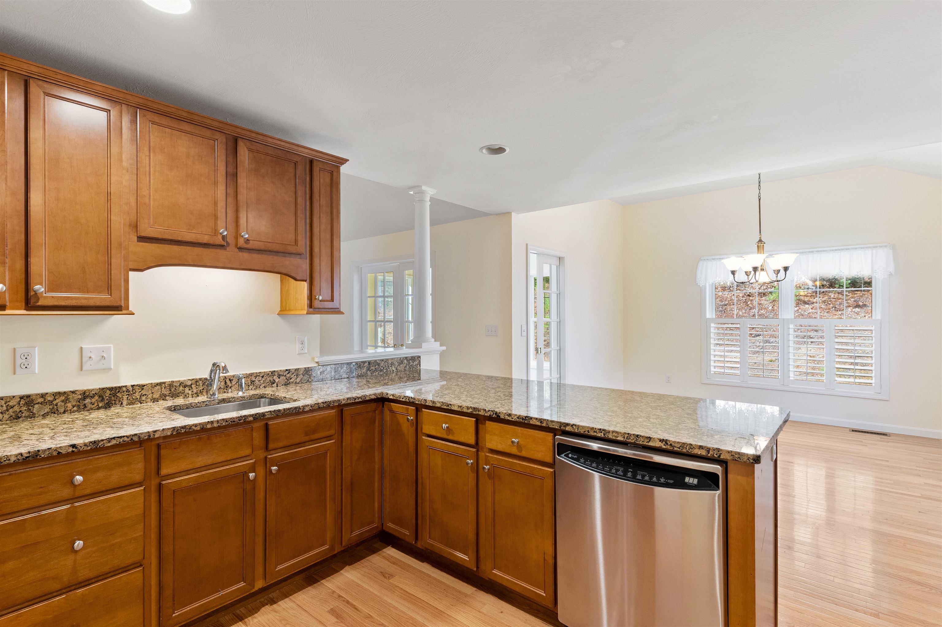 39 Fells Drive Amherst, NH 03031 - Photo 7 of 40 Gallery Image 7