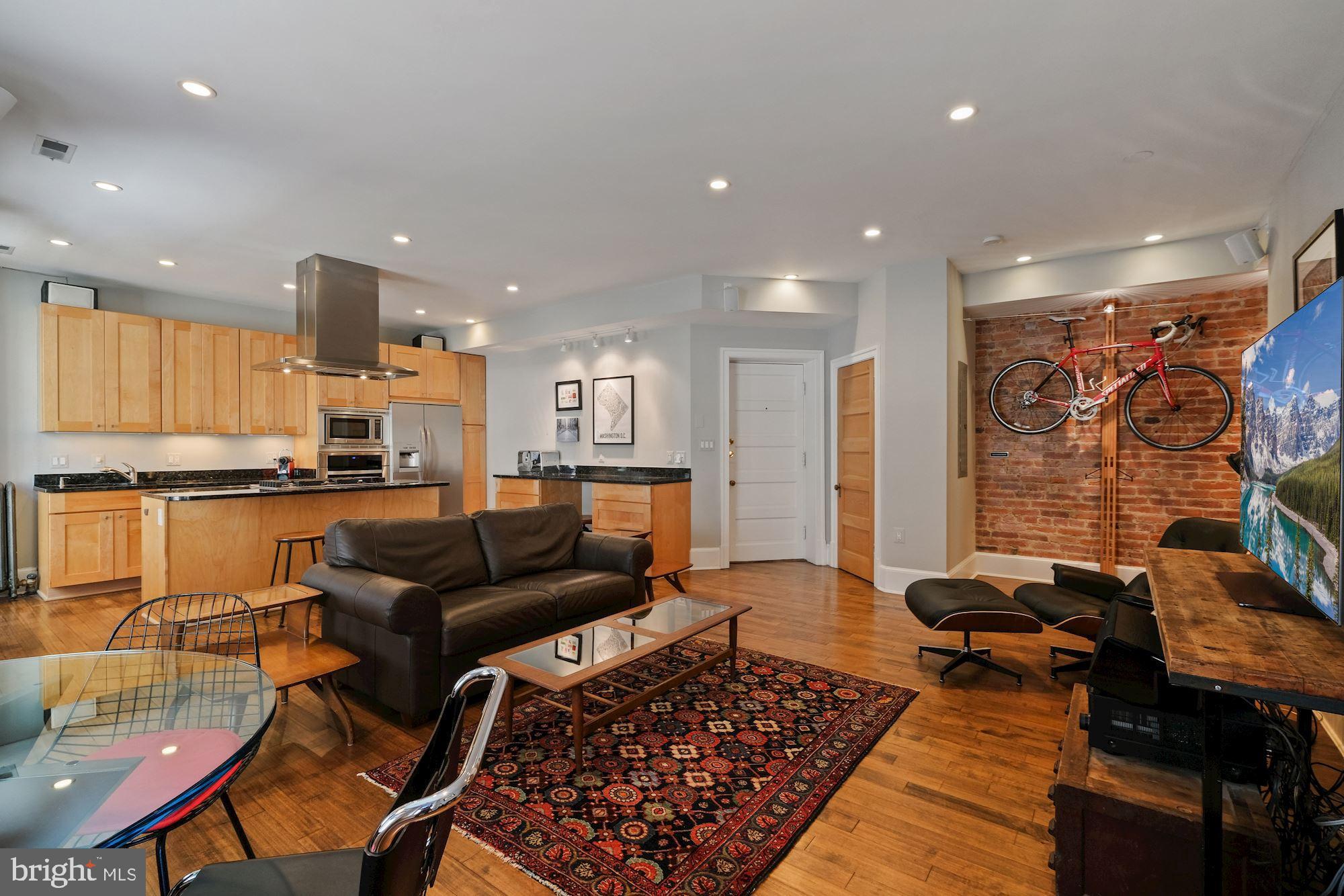 1419 R Street Northwest, Unit 31 Washington, DC 20009 - Photo 4 of 36 Gallery Image 4