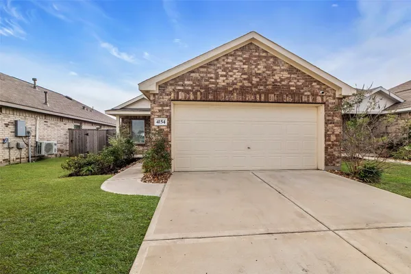 $2,000 | 4154 Saltillo Lakes Drive, Baytown, TX 77521