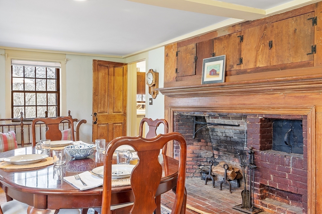 320 Lowell Road Concord, MA 01742 - Photo 12 of 42