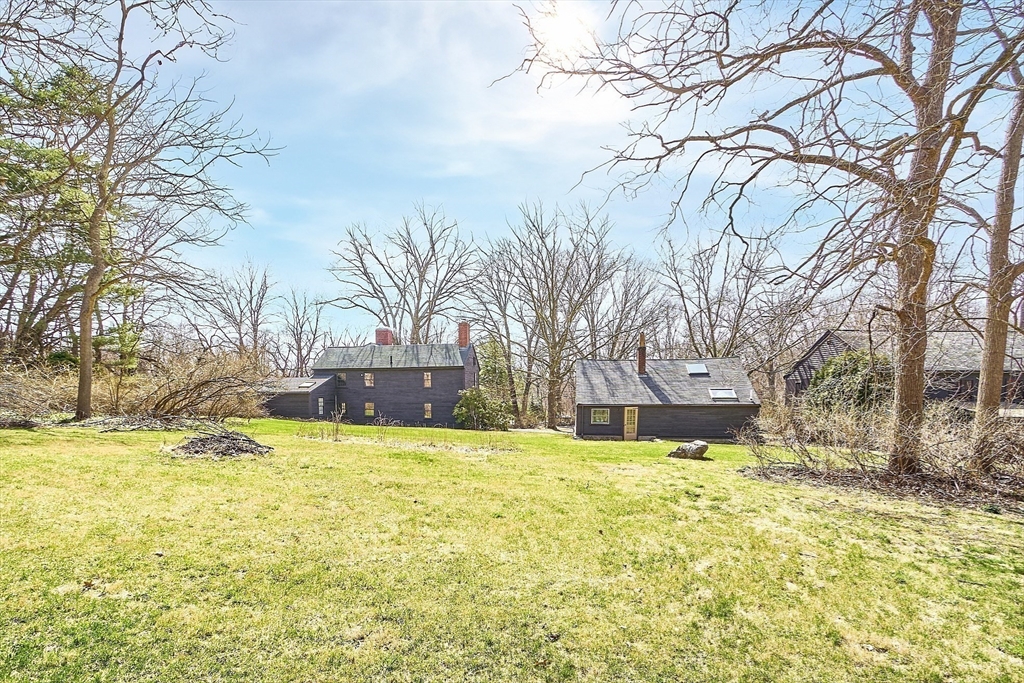 320 Lowell Road Concord, MA 01742 - Photo 5 of 42