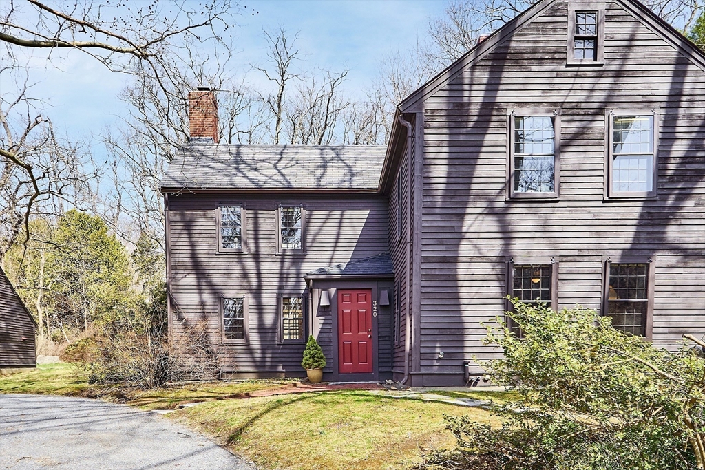 320 Lowell Road Concord, MA 01742 - Photo 8 of 42