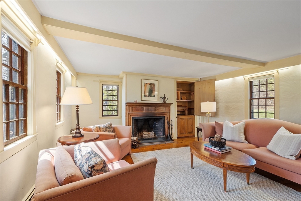 320 Lowell Road Concord, MA 01742 - Photo 9 of 42