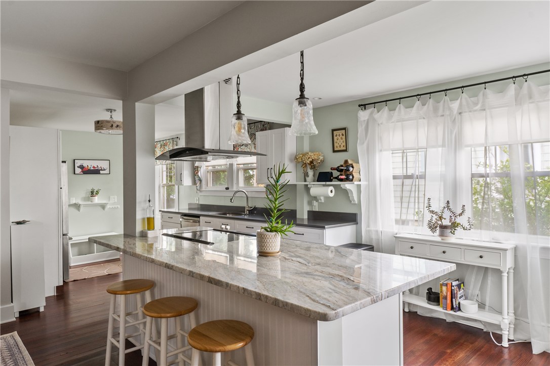 73 Granite Street Westerly, RI 02891 - Photo 13 of 36
