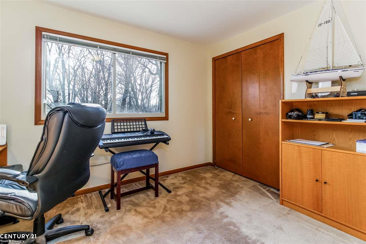 3235 Edmunton Drive Rochester Hills, MI 48306 - Photo 33 of 61