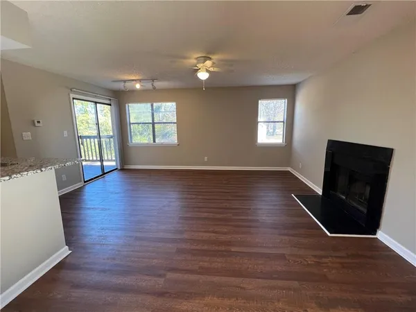 $1,175 | 1001 Park Hill Drive, Unit A1, Gainesville, GA 30501