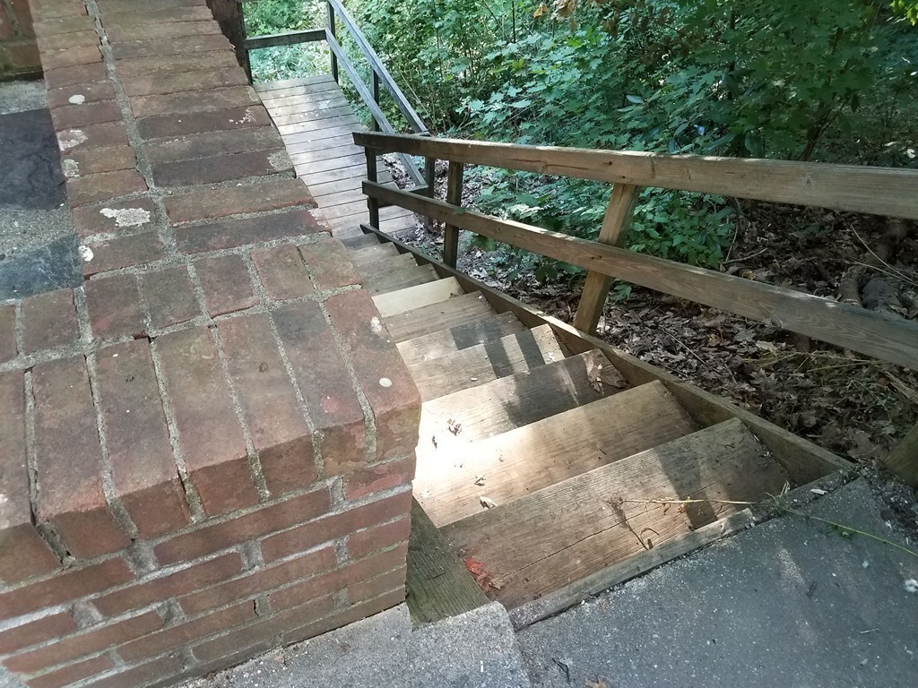 80 Eleanor Road Springfield, MA 01108 - Photo 27 of 30 a view of outdoor space